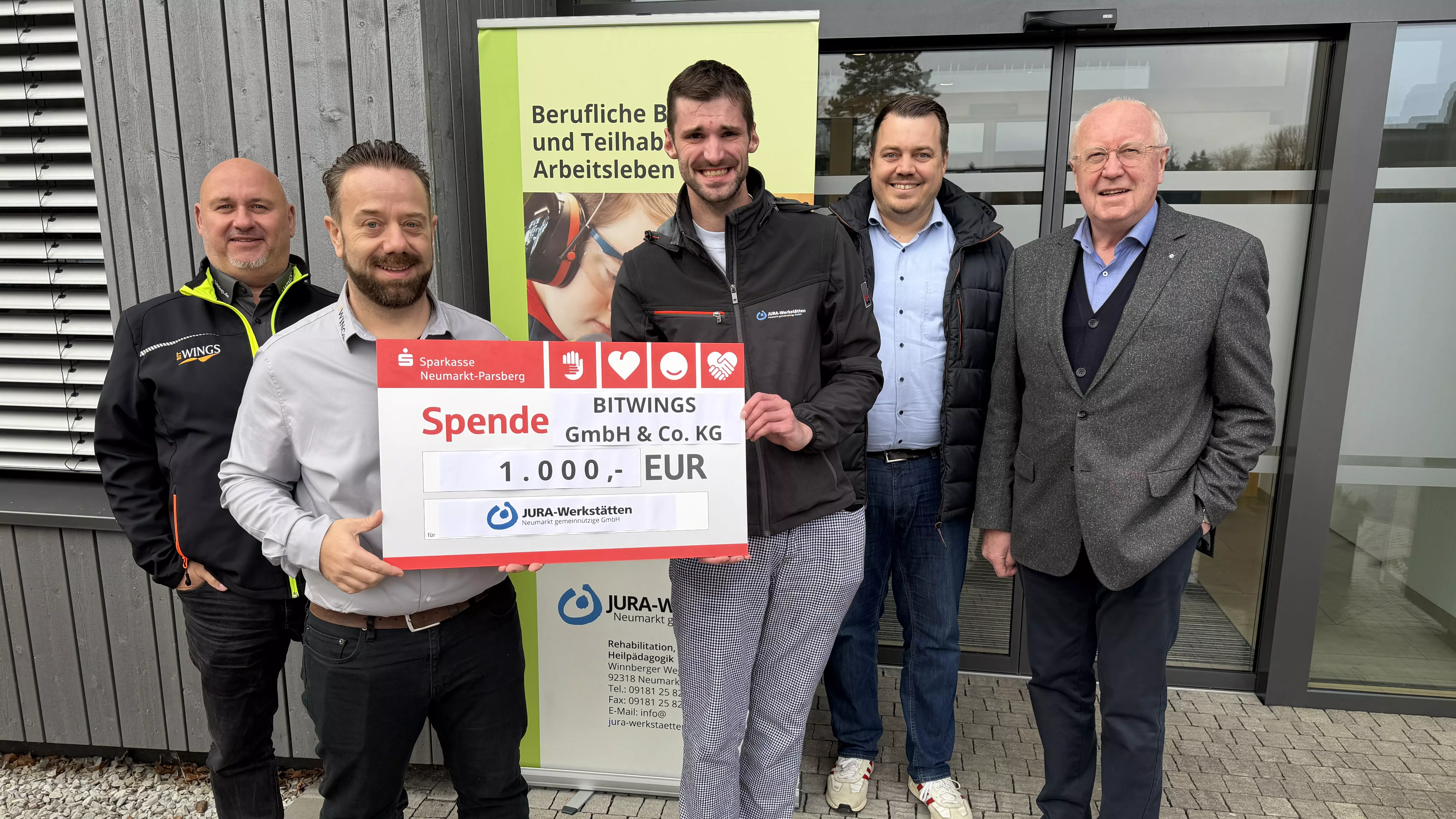 2025 Spendenübergabe BITWINGS (2)